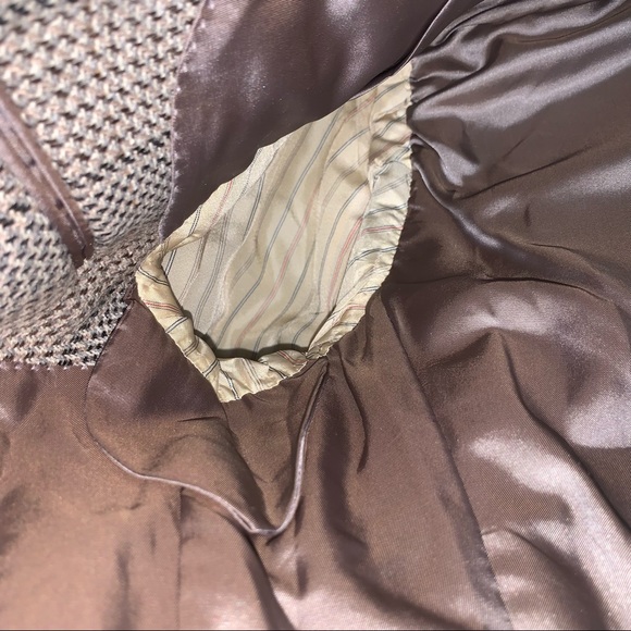 Burberry VNG Suit Jacket - Picture 11 of 16